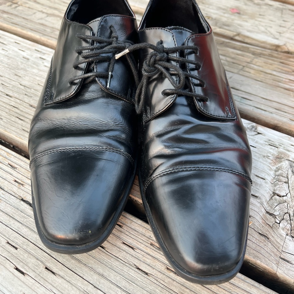 Classic Black Leather Men's Dress Shoes, The Rail